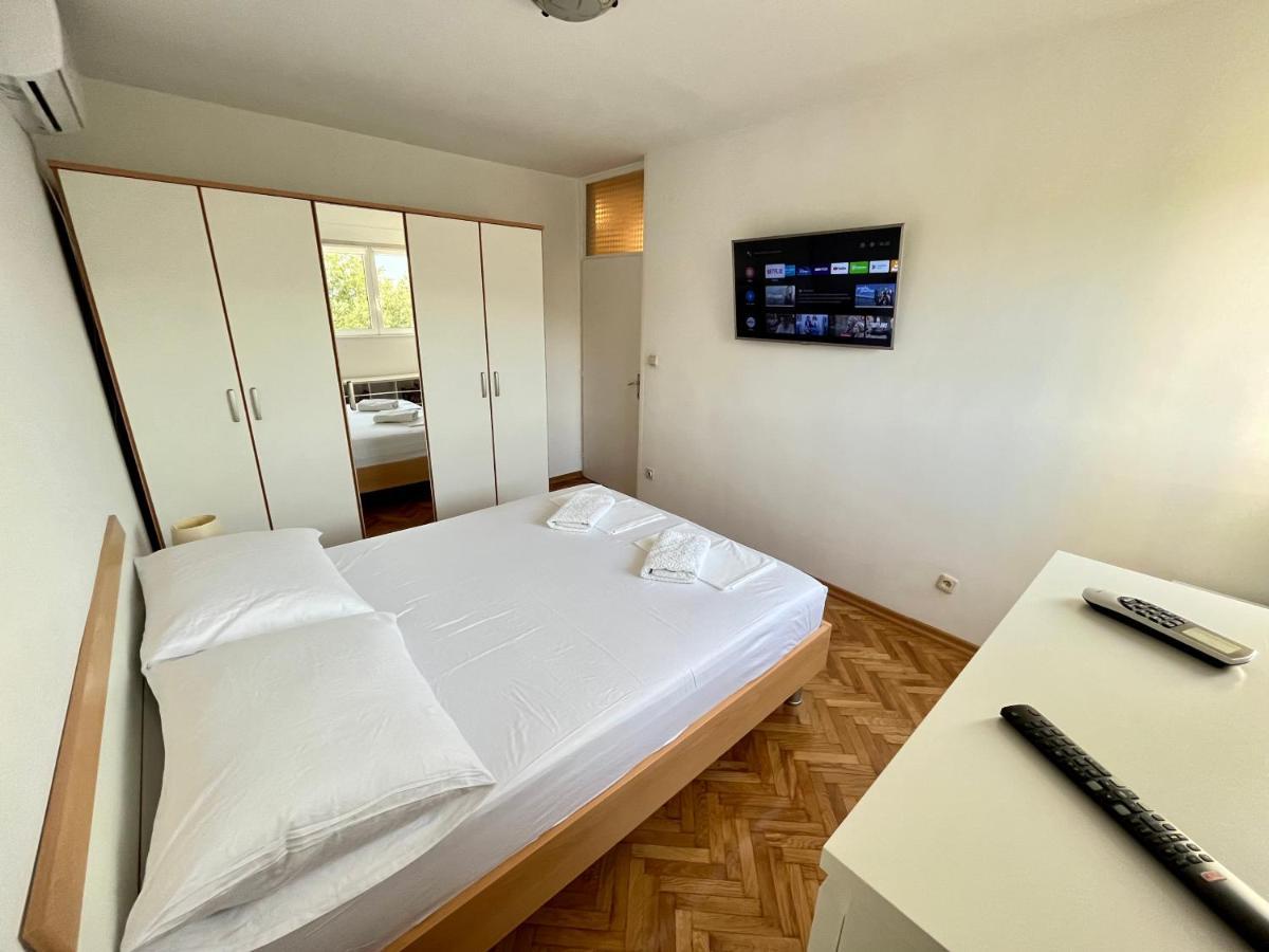Ana Apartment Split Exterior photo